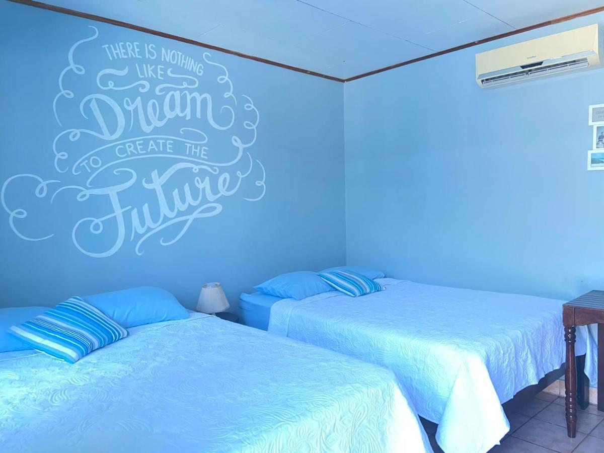Hotel Perico Azul & Surf Camp Jacó Eksteriør bilde